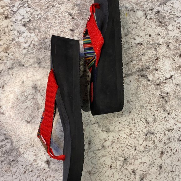 Floopi Flip Flop Size 7M - Picture 8 of 8